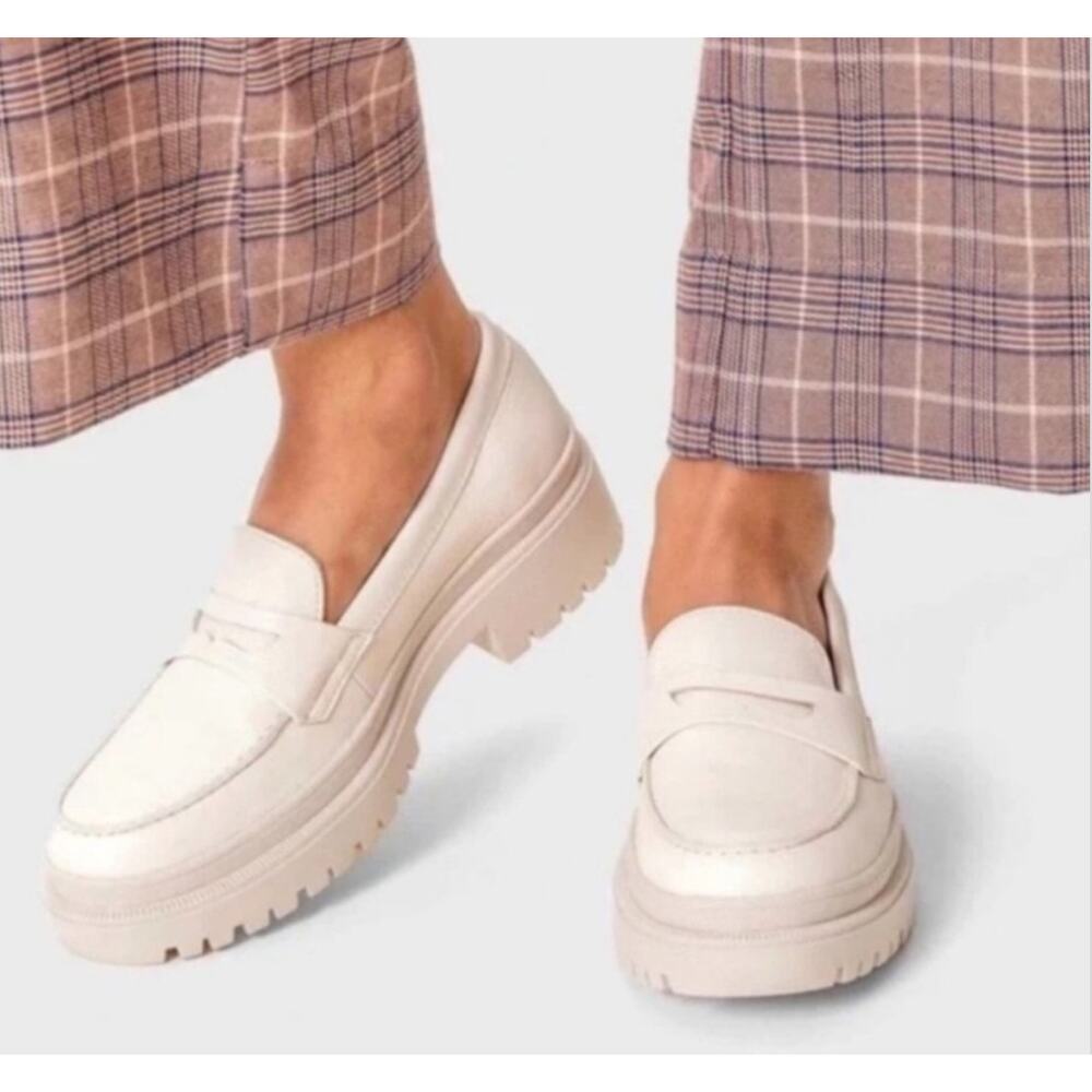 NWOT Portland Leather Goods Patina Ivory Leather Zoe Chunky Penny Loafers 9.5